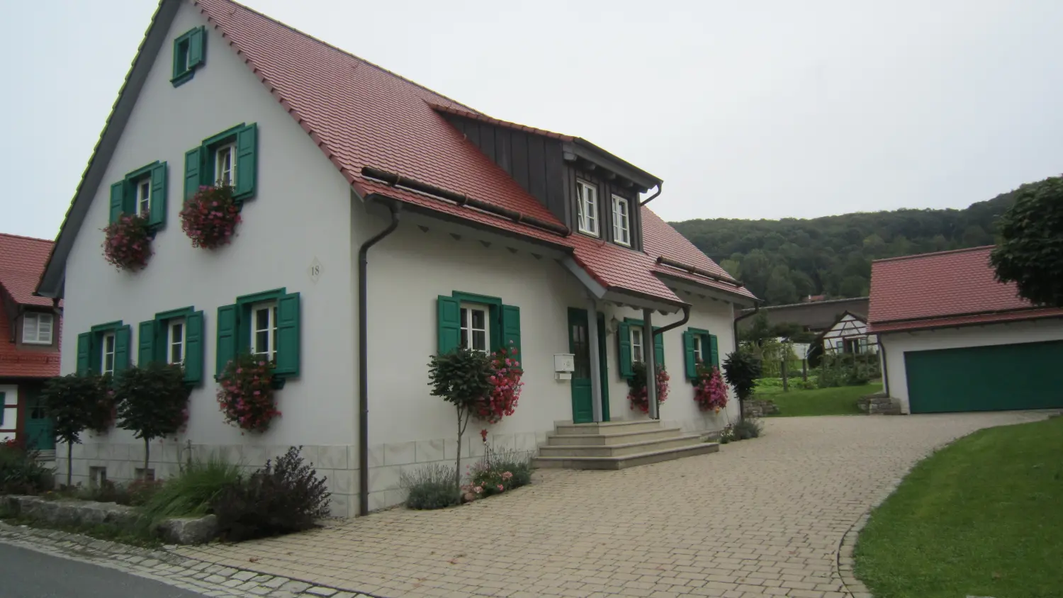 Rico Hellebrandt - Putz+Farbgestaltung, Haus Außenfarbe
