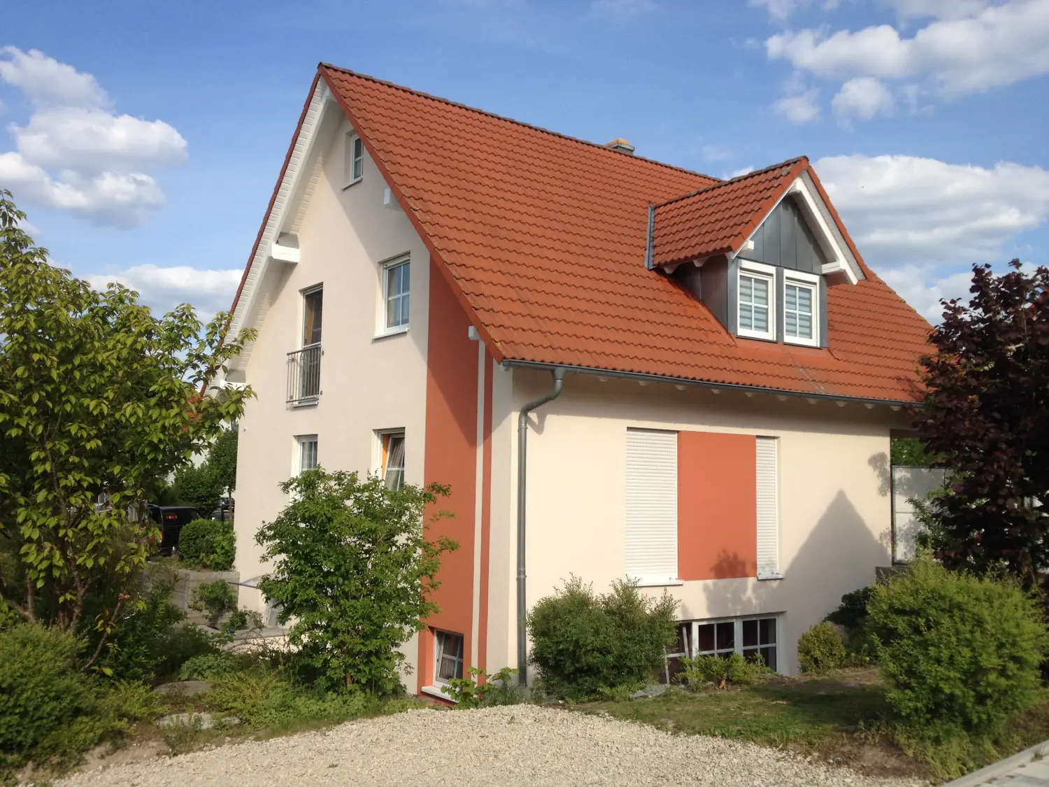Rico Hellebrandt - Putz+Farbgestaltung, Haus außen 